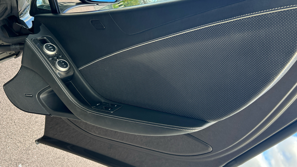 McLaren 650S Spider V8 Ssg White #16