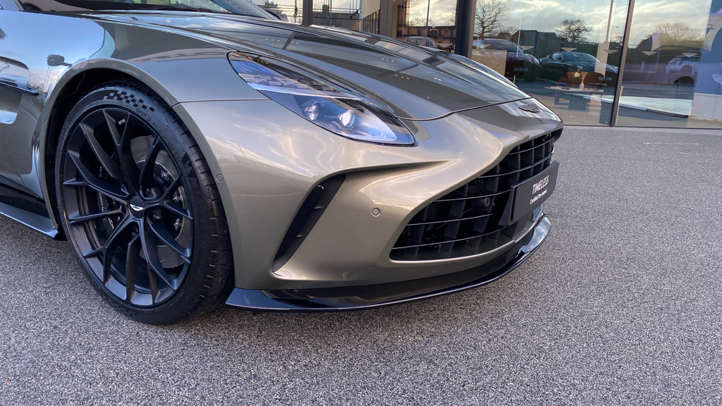 Aston Martin V8 4.0L V8 Coupe Blue #17