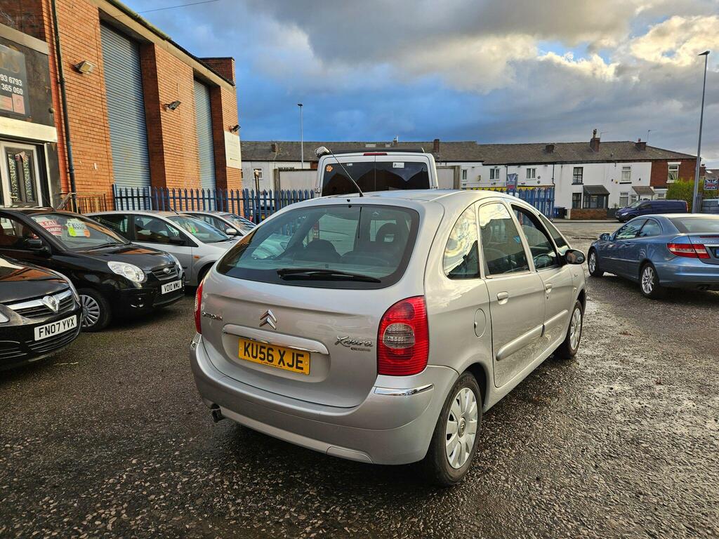 Citroen Xsara Picasso 1.6 Hdi Exclusive Silver #2