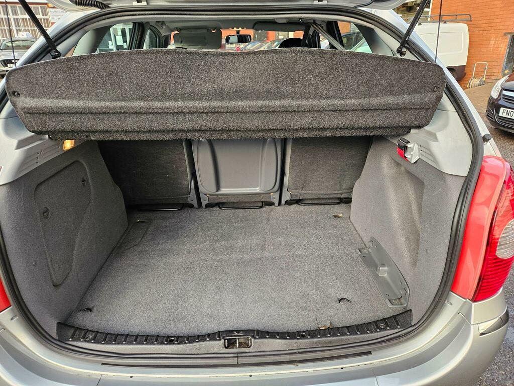 Citroen Xsara Picasso 1.6 Hdi Exclusive Silver #4