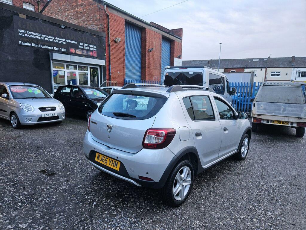 Dacia Sandero Stepway 1.5 Dci Laureate Euro 6 Ss Silver #2