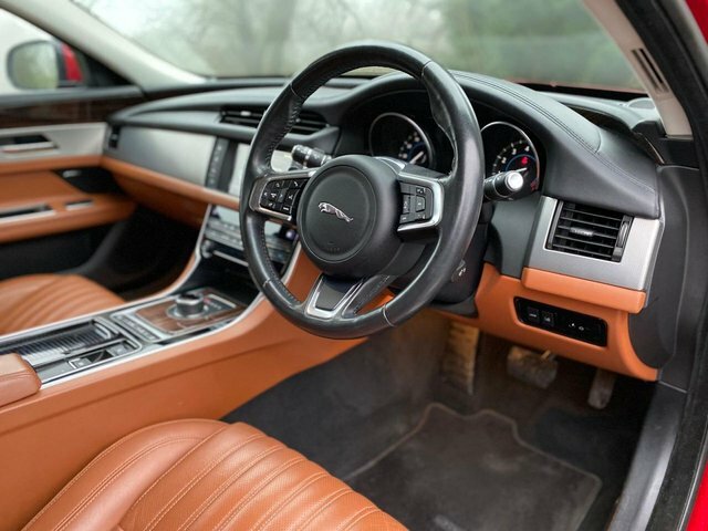 Jaguar XF Portfolio Saloon Red #6
