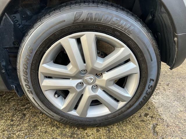 Dacia Sandero Stepway 1.0 Tce Comfort Hatchback Euro 6 VO72FBC White #6