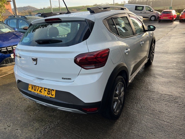 Dacia Sandero Stepway 1.0 Tce Comfort Hatchback Euro 6 VO72FBC White #3