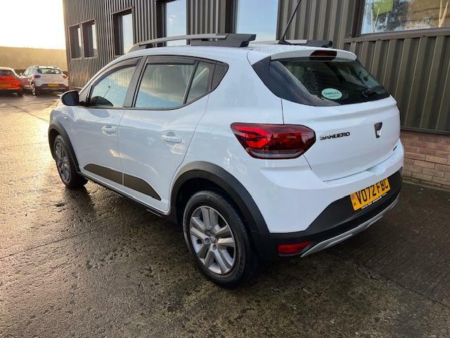 Dacia Sandero Stepway 1.0 Tce Comfort Hatchback Euro 6 VO72FBC White #4