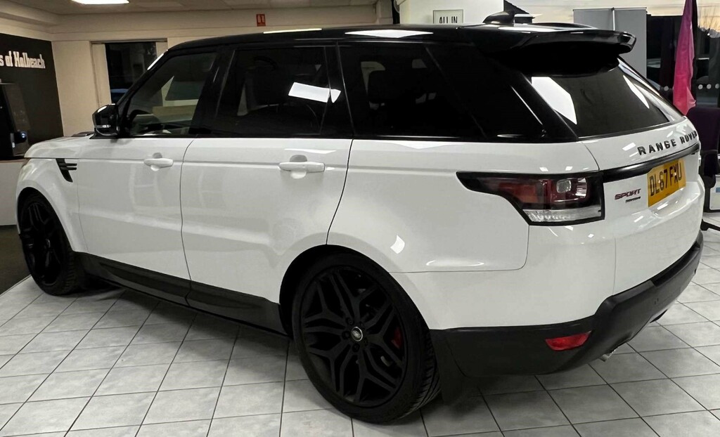 Land Rover Range Rover Sport Hse Dynamic Sdv6 4Wd DL67FXU White #3