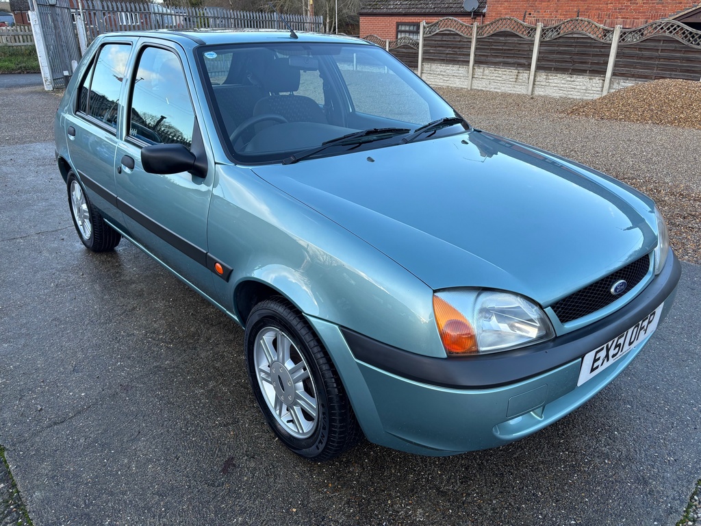Ford Fiesta Fun Red #1