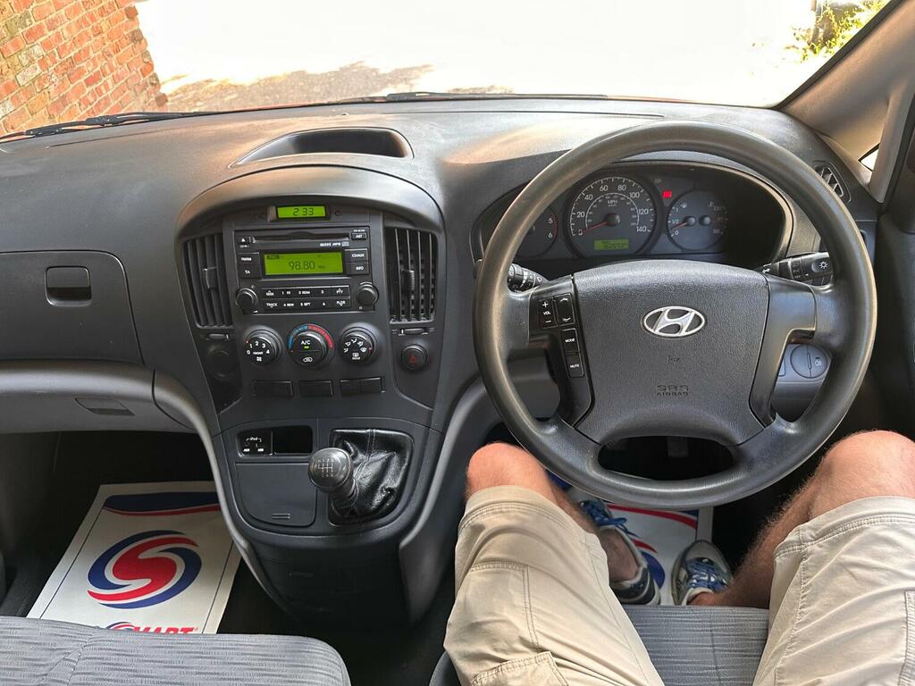 Hyundai iLoad 2012 2.5L Comfort Crdi 0D 114 Bhp Silver #34