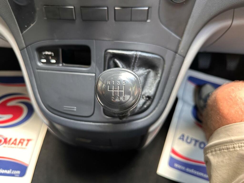 Hyundai iLoad 2012 2.5L Comfort Crdi 0D 114 Bhp Silver #23
