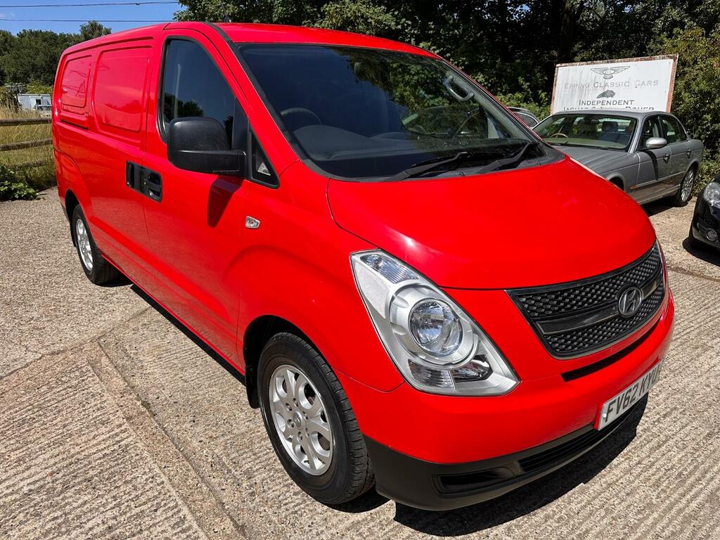 Hyundai iLoad 2012 2.5L Comfort Crdi 0D 114 Bhp Silver #1