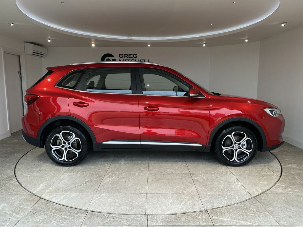 MG ZS 1.5 Hybrid Se Red #4