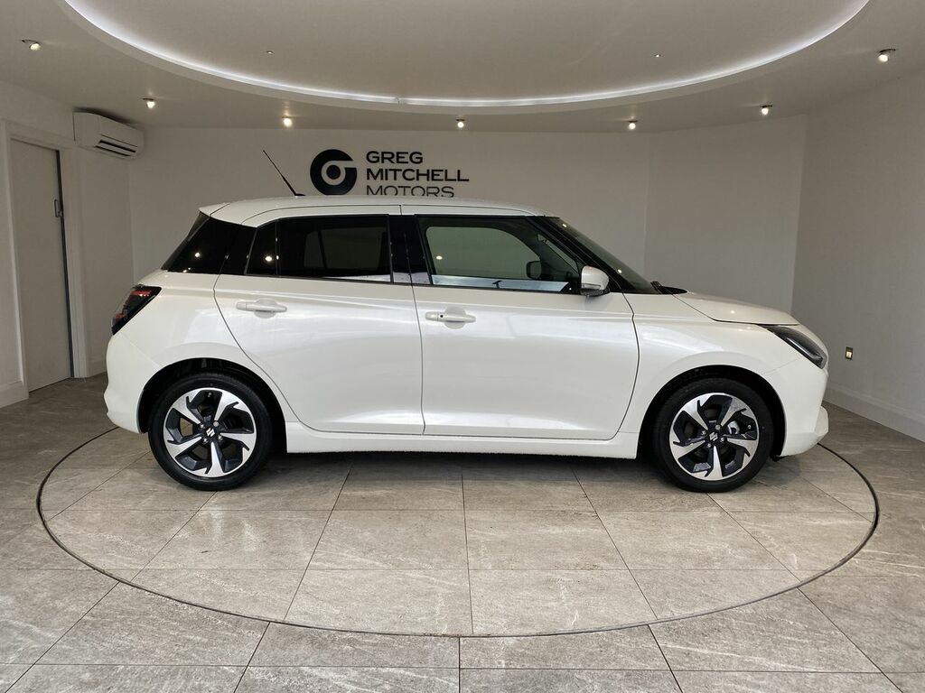 Suzuki Swift 1.2 Mild Hybrid Ultra Cvt White #4
