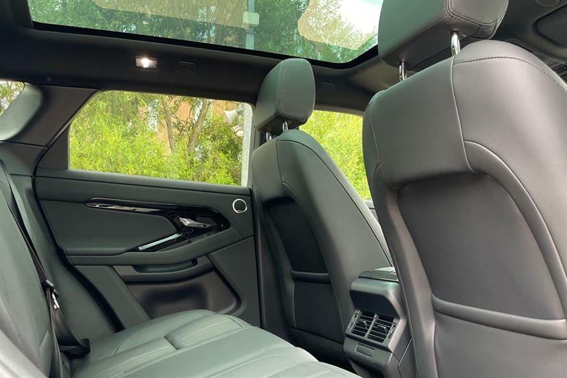 Land Rover Range Rover Evoque 2.0 D200 Dynamic Se Black