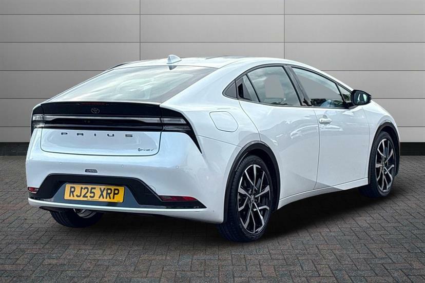 Toyota Prius 2.0 Phev Excel Cvt RJ25XRP White #2