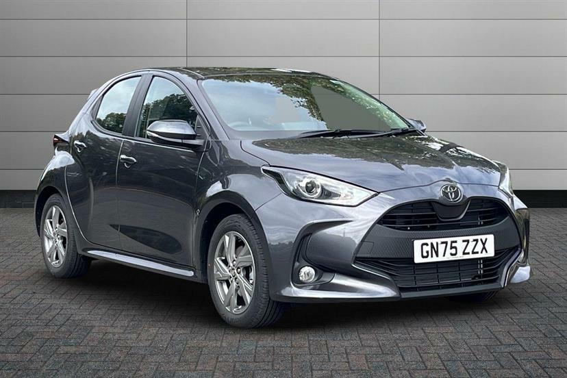 Toyota Yaris 1.5 Hybrid Icon Cvt Grey