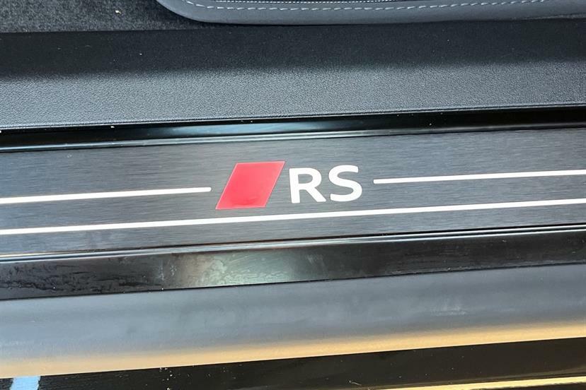 Audi Rs E-Tron Gt 105Kwh Carbon Black Saloon Quatt Grey #38