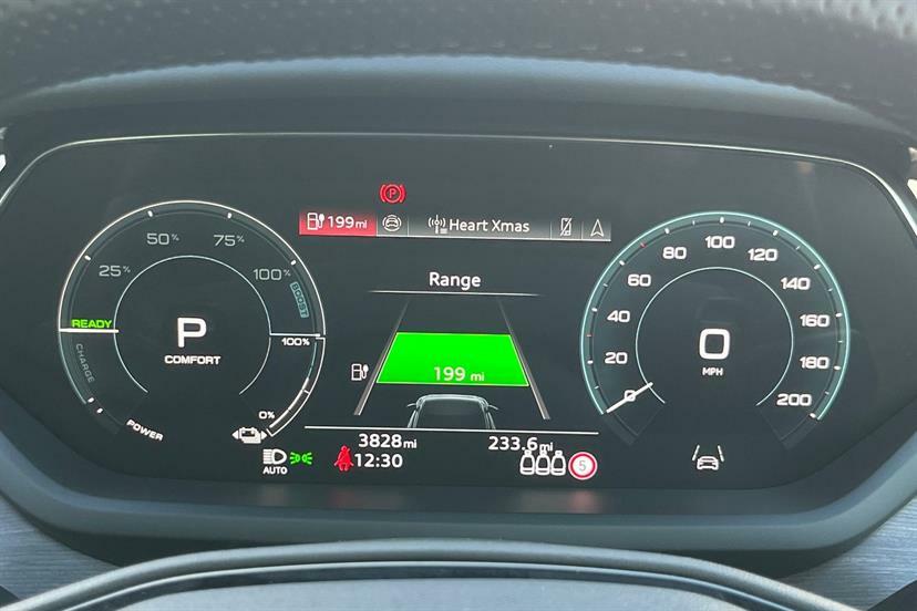 Audi Rs E-Tron Gt 105Kwh Carbon Black Saloon Quatt Grey #7