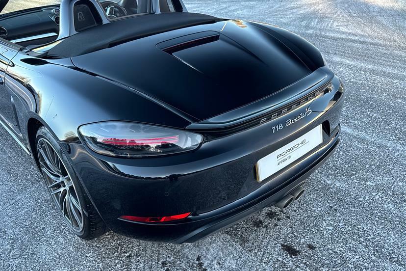 Porsche Boxster 4.0 Gts #28