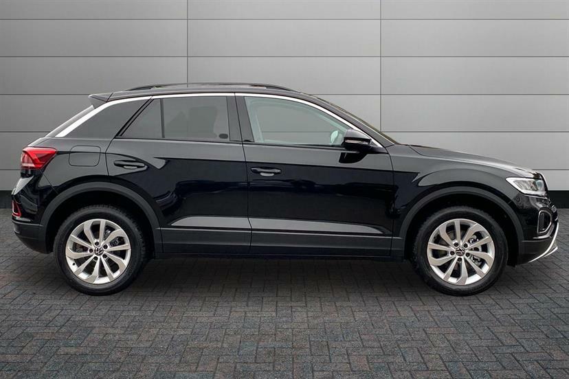 Volkswagen T-Roc 1.5 Tsi Match Dsg MD75DFC Black #4