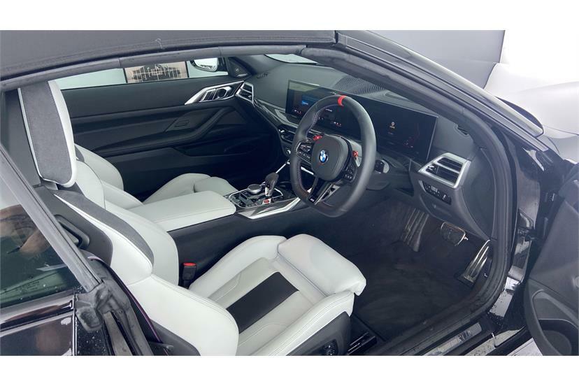 BMW M4 Xdrive 530 Competition M Step FV75NLM Black #6