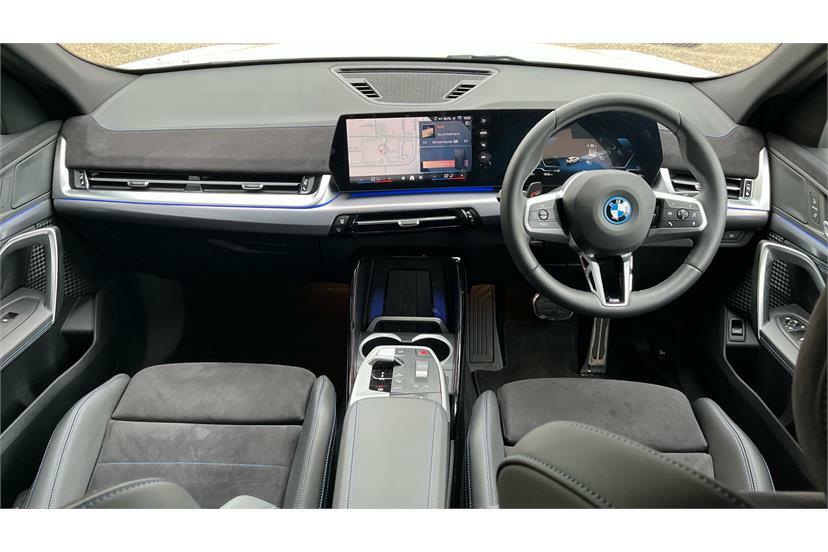BMW iX2 230Kw Xdrive30 M Sport 65Kwh White #4