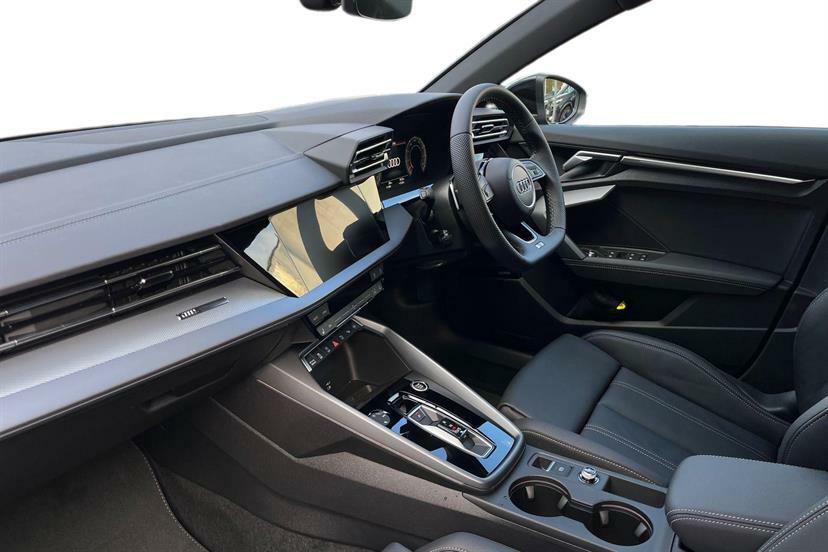 Audi A3 1.5 Tfsi 116 S Line S Tronic LR75TUW Black #2