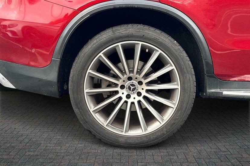 Mercedes-Benz GLC Class Glc 220D 4Matic Amg Line Premium 9G-tronic FX70OJK Red #4