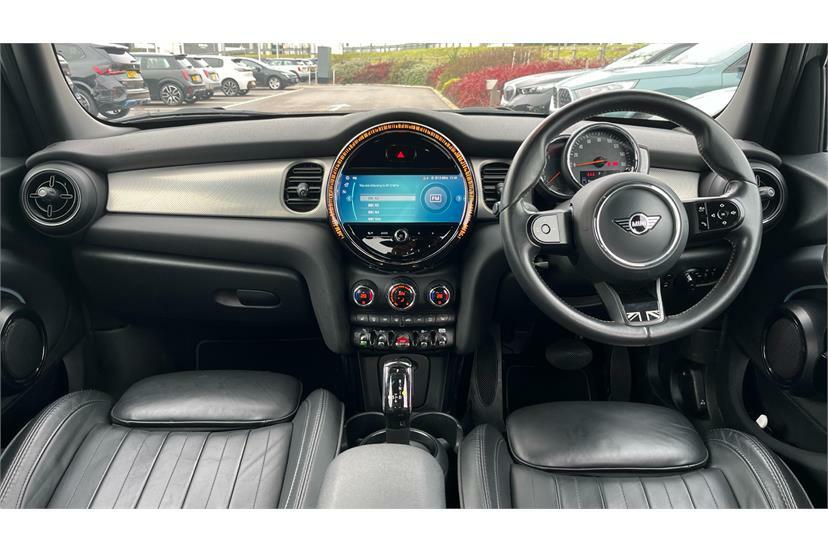 Mini Hatch 1.5 Cooper Exclusive Comfortnav Pack LL22GCU Grey #4