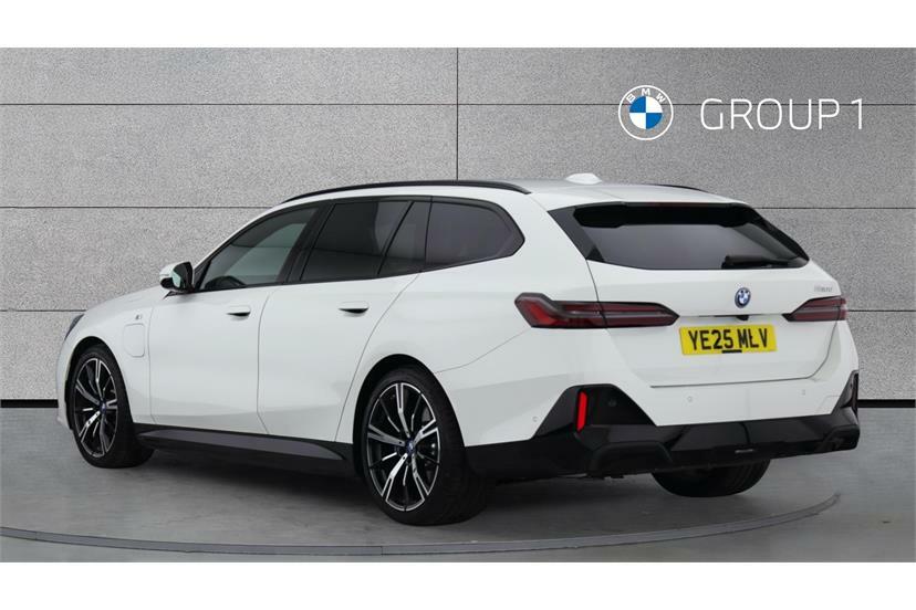 BMW 5 Series 530E M Sport Pro YE25MLV White #2