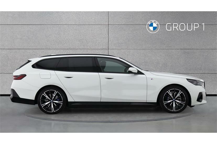 BMW 5 Series 530E M Sport Pro YE25MLV White #3