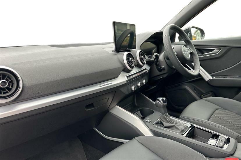 Audi Q2 35 Tfsi S Line S Tronic MT75ENR Black #2