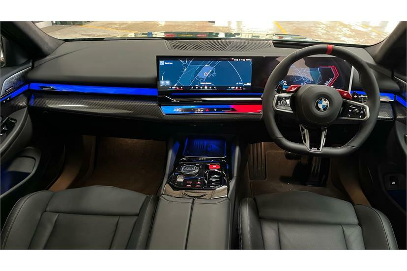 BMW M5 5dr Dct EK75NXY Green #3