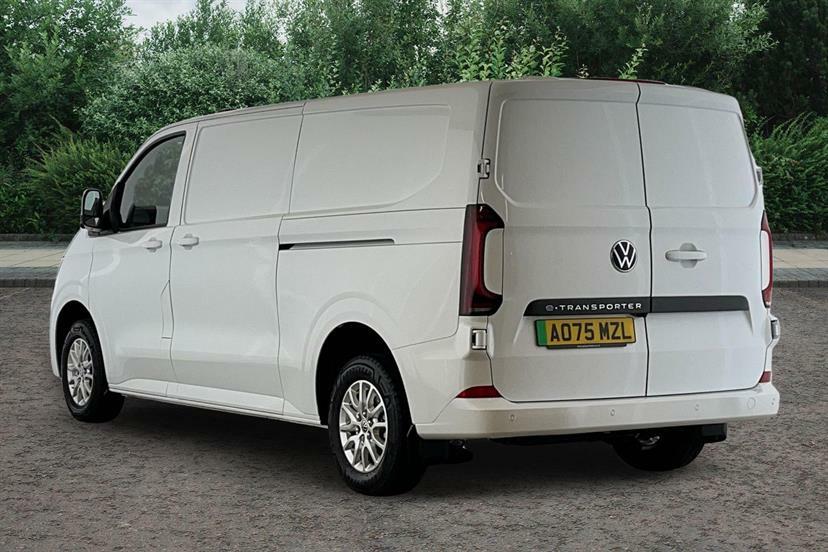 Volkswagen E-Transporter 160Kw 65Kwh Commerce Pro Van AO75MZL White #3
