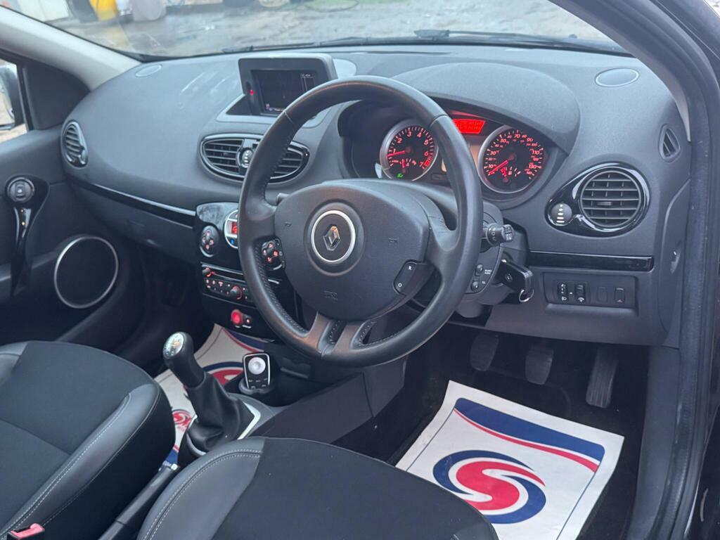 Renault Clio 1.2 Gt Line Tomtom Sport Tourer Euro 5 Black