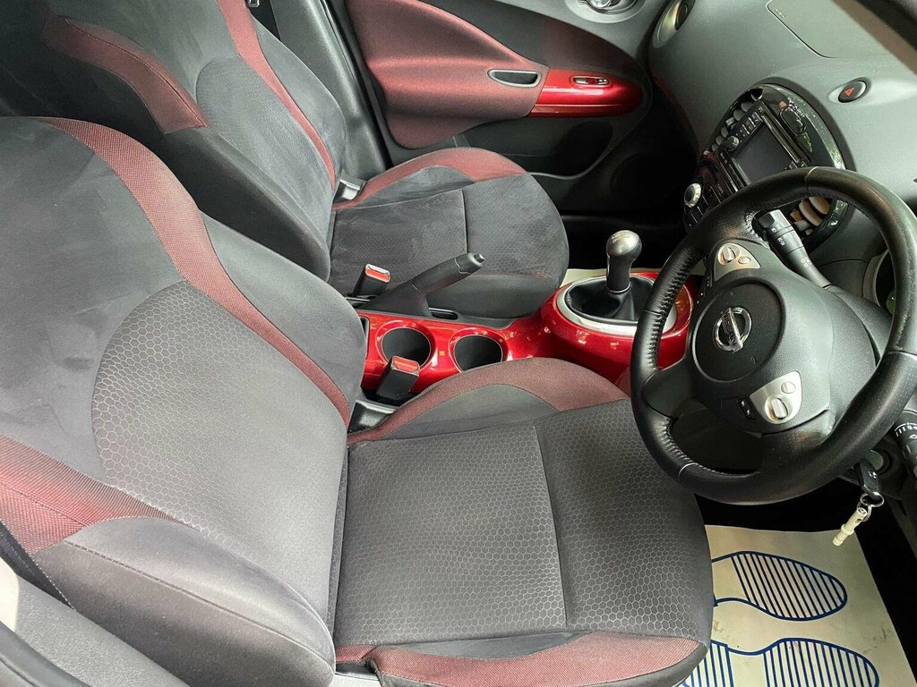 Nissan Juke Suv 1.6 Acenta Premium Euro 5 201161 CE61XOH Red #4
