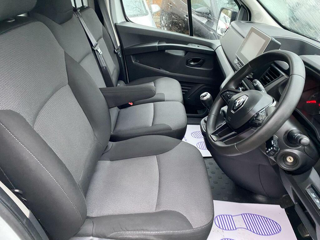 Renault Trafic Panel Van 2.0 Dci Blue Ll30 Business L2 H1 Euro 6 FH22HLZ White #2