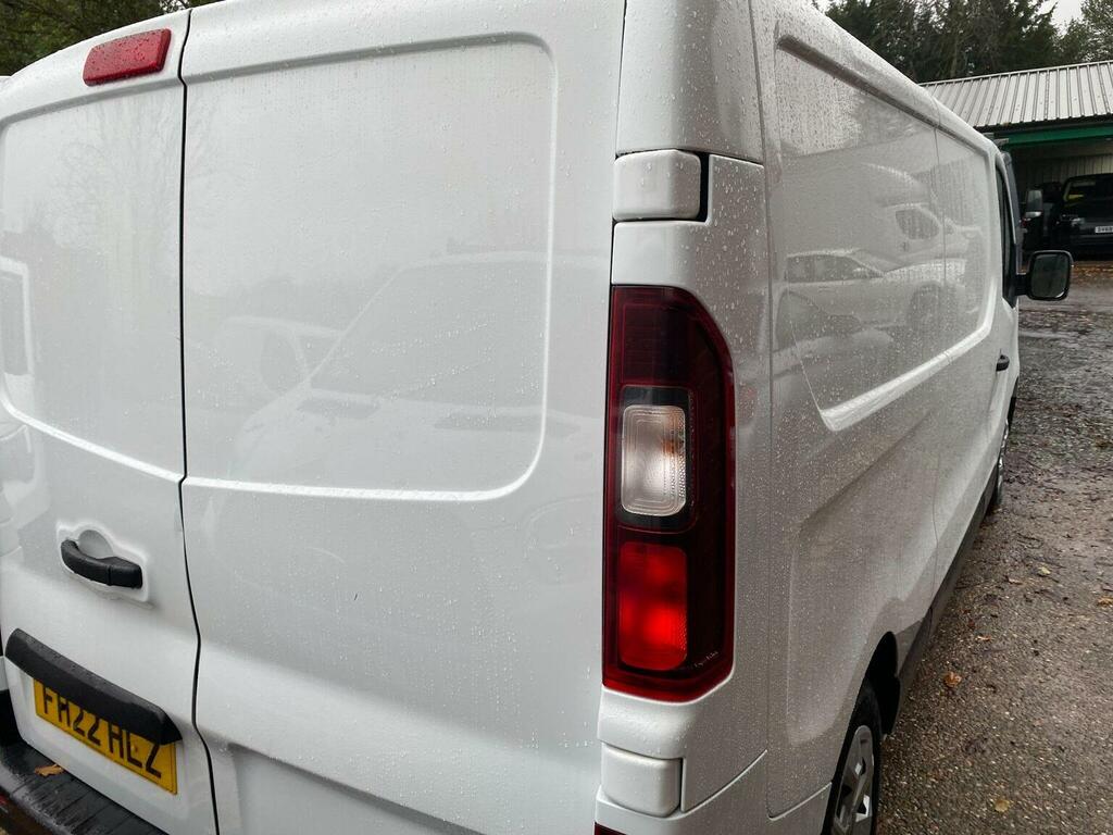 Renault Trafic Panel Van 2.0 Dci Blue Ll30 Business L2 H1 Euro 6 FH22HLZ White #6