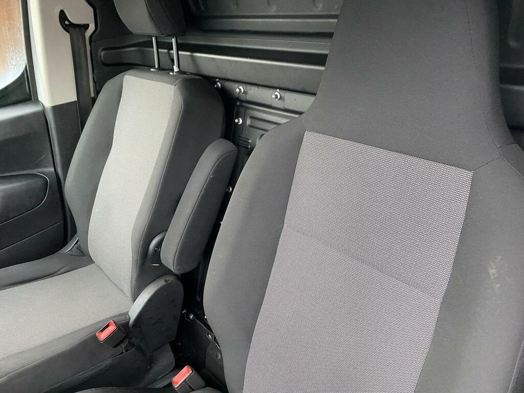 Vauxhall Combo Panel Van 1.6 Turbo D 2300 Edition L1 H1 Euro 6 S FE19USJ White #6