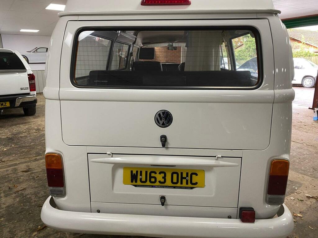 Volkswagen Campervan Van 201463 White #6