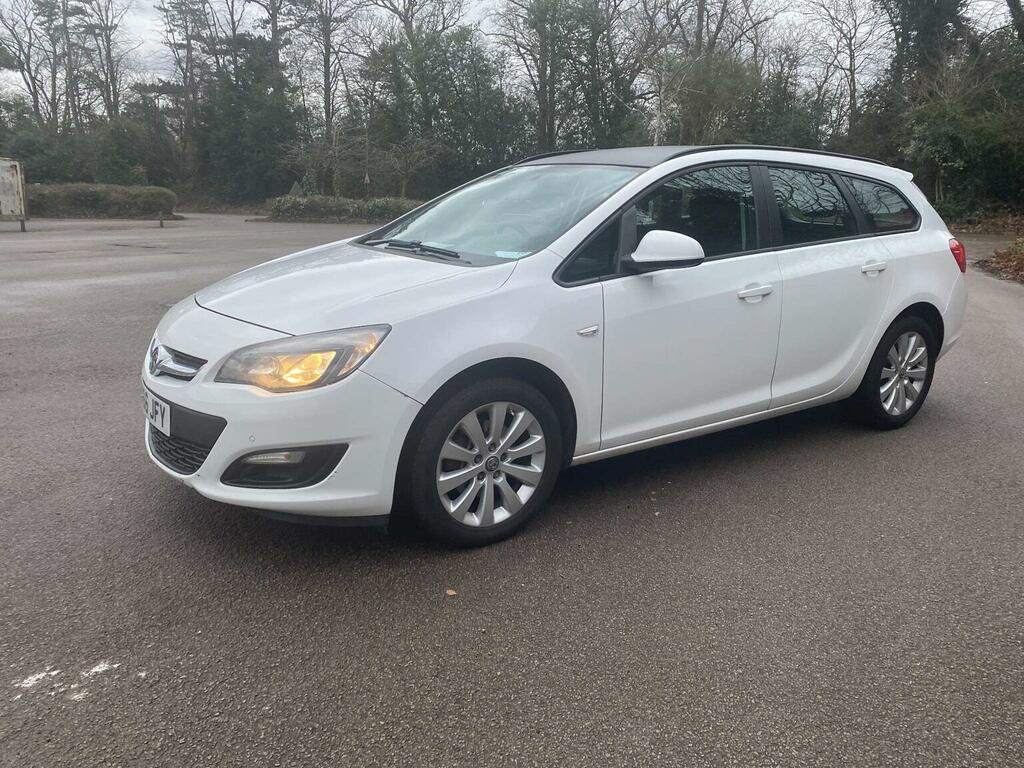 Vauxhall Astra Estate 1.6 Cdti Blueinjection Design Sports Tourer