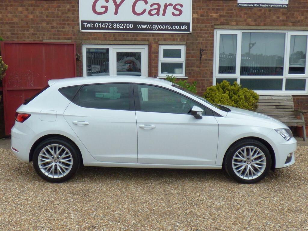 Seat Leon Hatchback 1.5 Tsi Evo Se Dynamic 5-Door 2 Owners F YA69UCO White #4