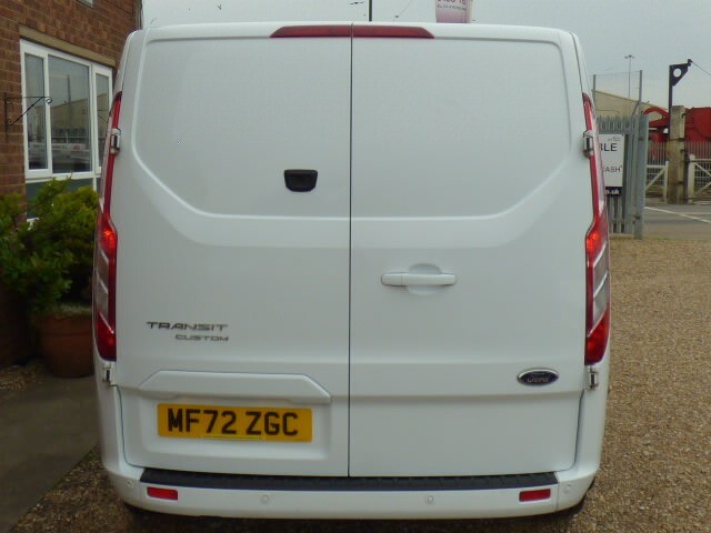 Ford Transit Custom Double Cab Van 2.0 Transit Custom Limited Dciv 300 MF72ZGC White #5