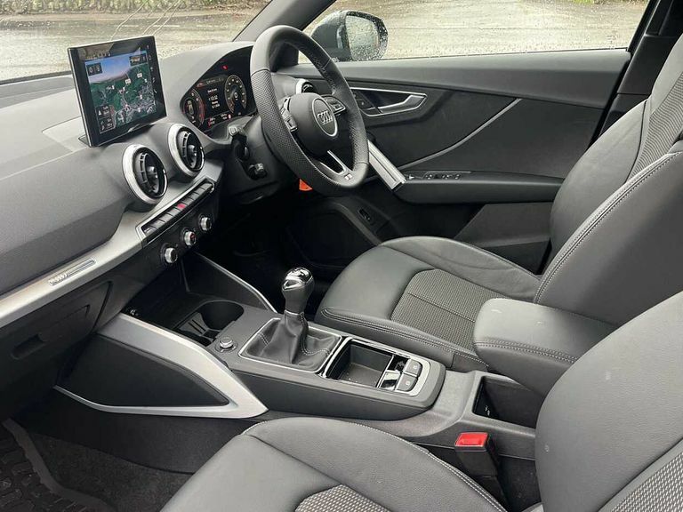 Audi Q2 S Line 30 Tfsi 116 Ps 6-Speed PE75ZHH Grey #2