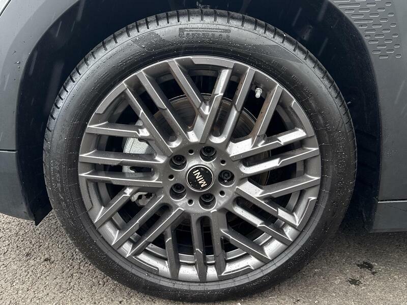 Mini Se 54.2Kwh Exclusive Red #15
