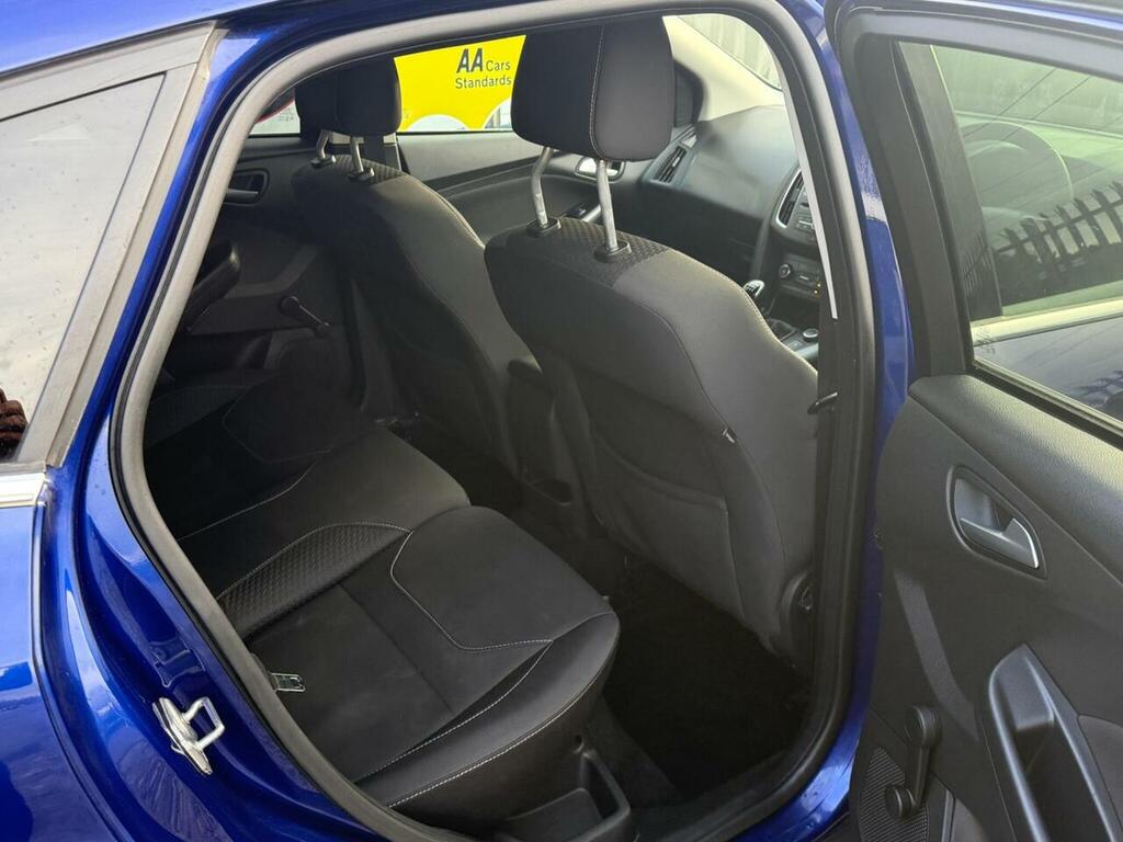 Ford Focus 1.0T Ecoboost Zetec Edition Euro 6 Ss VN67SXF #5