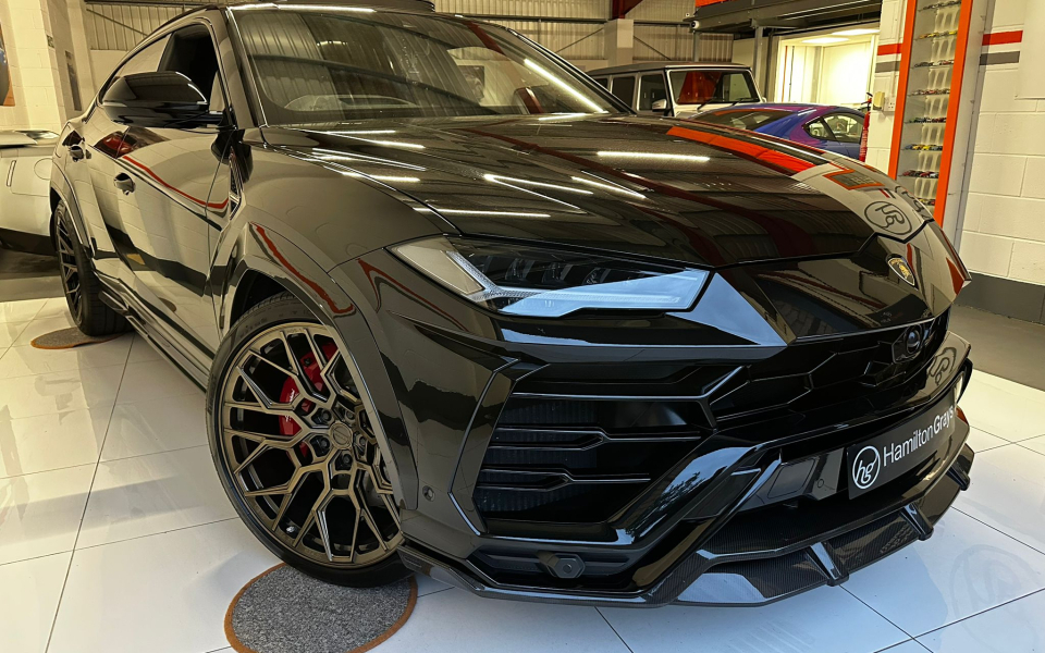 Lamborghini Urus Petrol #6