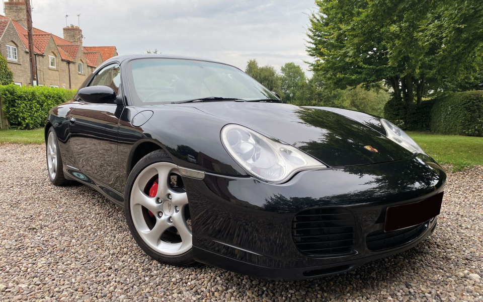 Porsche 911 Petrol Black