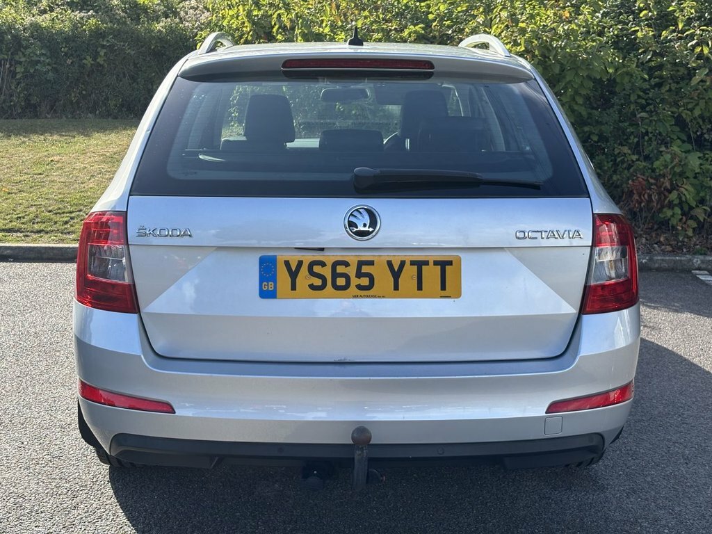 Skoda Octavia 1.4L Se L Silver #4