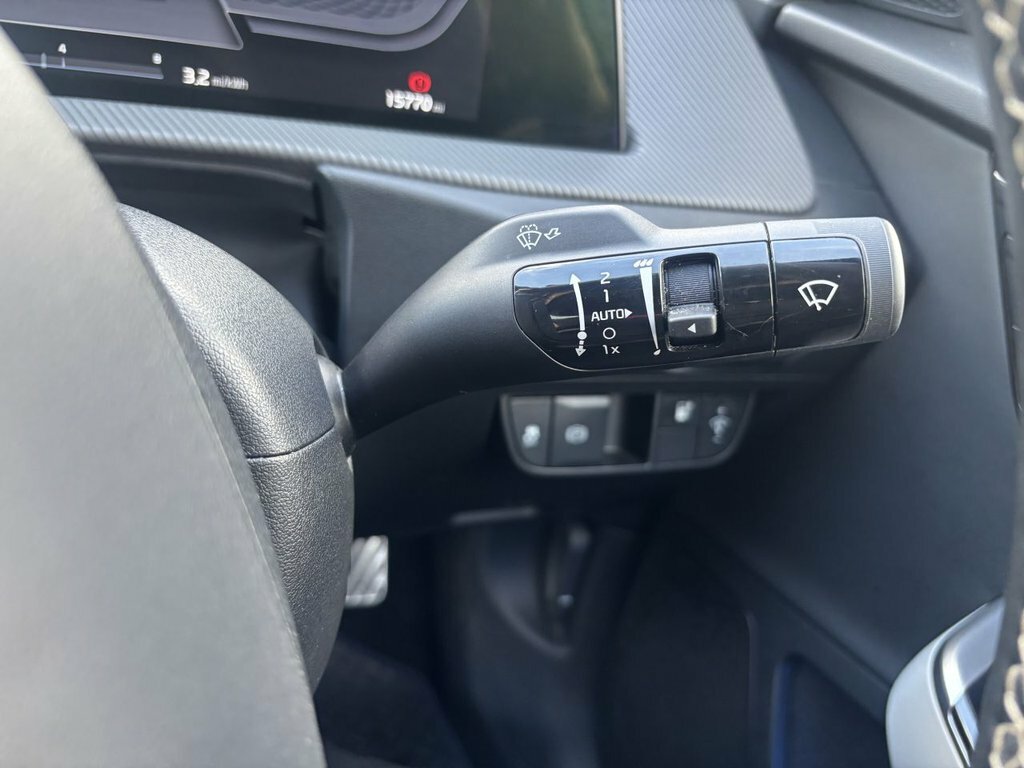 Kia EV6 Hatchback SM71MOV White #6