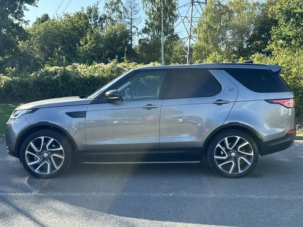 Land Rover Discovery 3L First Edition YE17MXB Silver #2